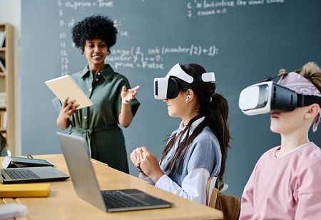 The Impact of Virtual Reality on Student Learning